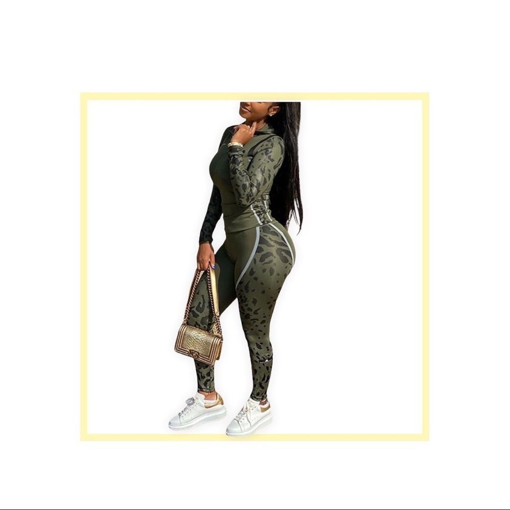 COPY - Plus Size Green XL 2X 3X Top and Leggings Set